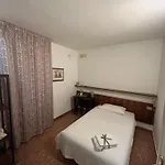 Otel 
