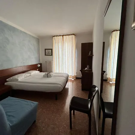 Otel 